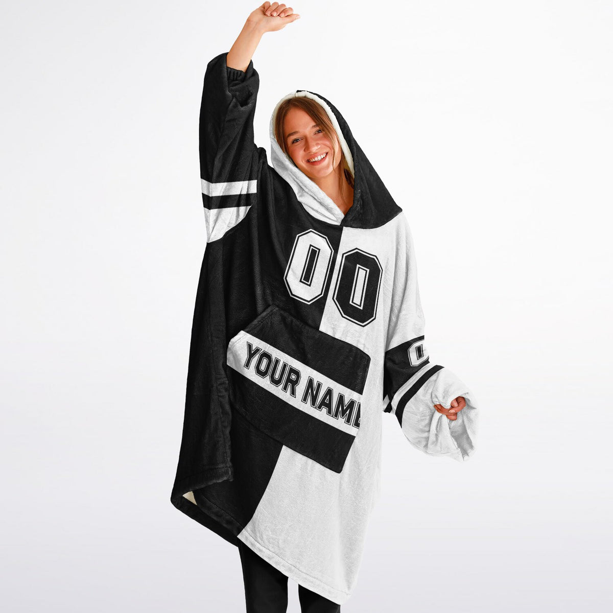 Black & White Halftime